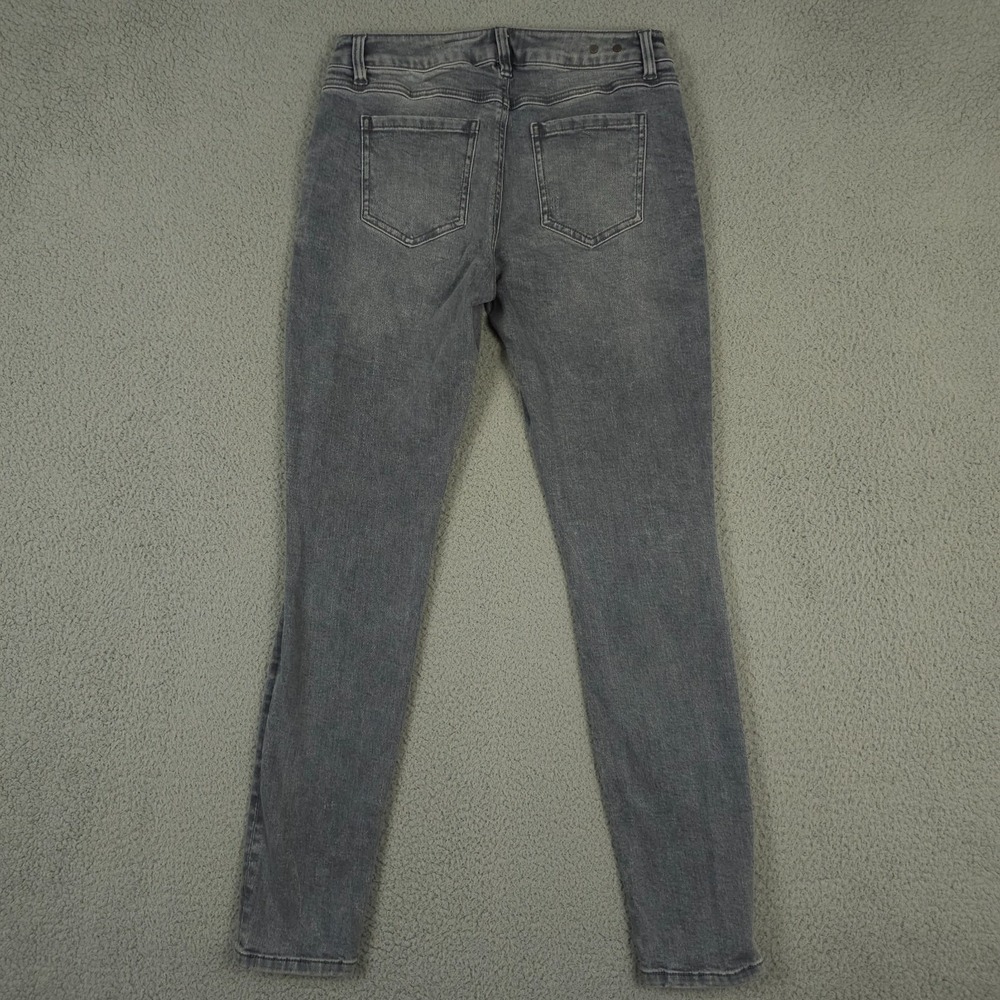 CAbi Jeans Womens 4 Washed Gray High Rise Skinny Distressed Busted Knees Denim - Picture 2 of 15